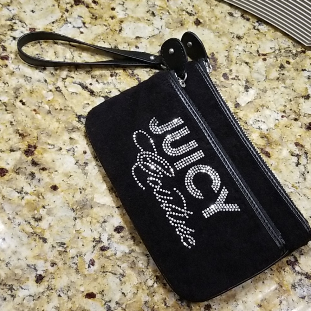 Juicy Couture wristlet